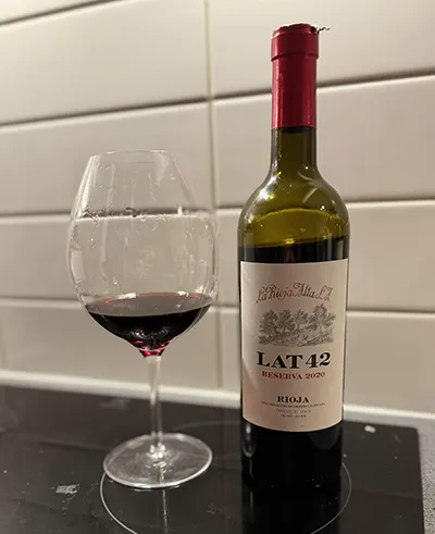 Orrefors Premier Pinot Noir glasses